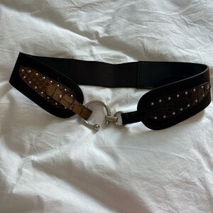 Stretchy belt